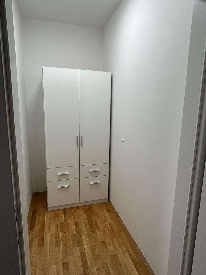 Paky Appartements 00313 Bruck an der Leitha Bagian luar foto