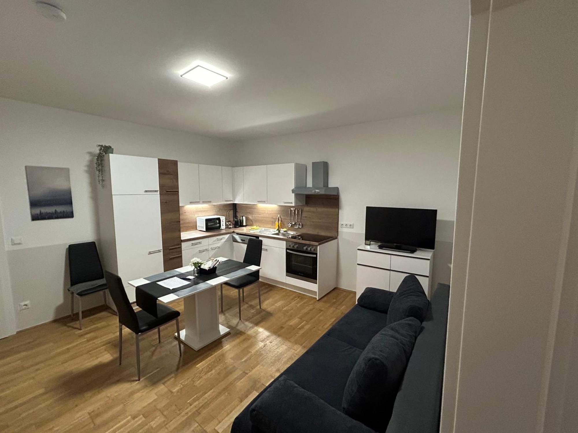 Paky Appartements 00313 Bruck an der Leitha Bagian luar foto